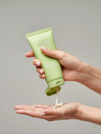 Miguhara - Green Tea Calming Essence Cleansing Foam Origin