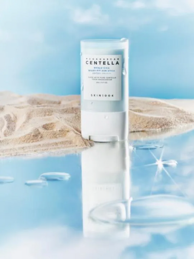 Skin1004 - Madagascar Centella Hyalu Cica Silky-Fit Sun Stick